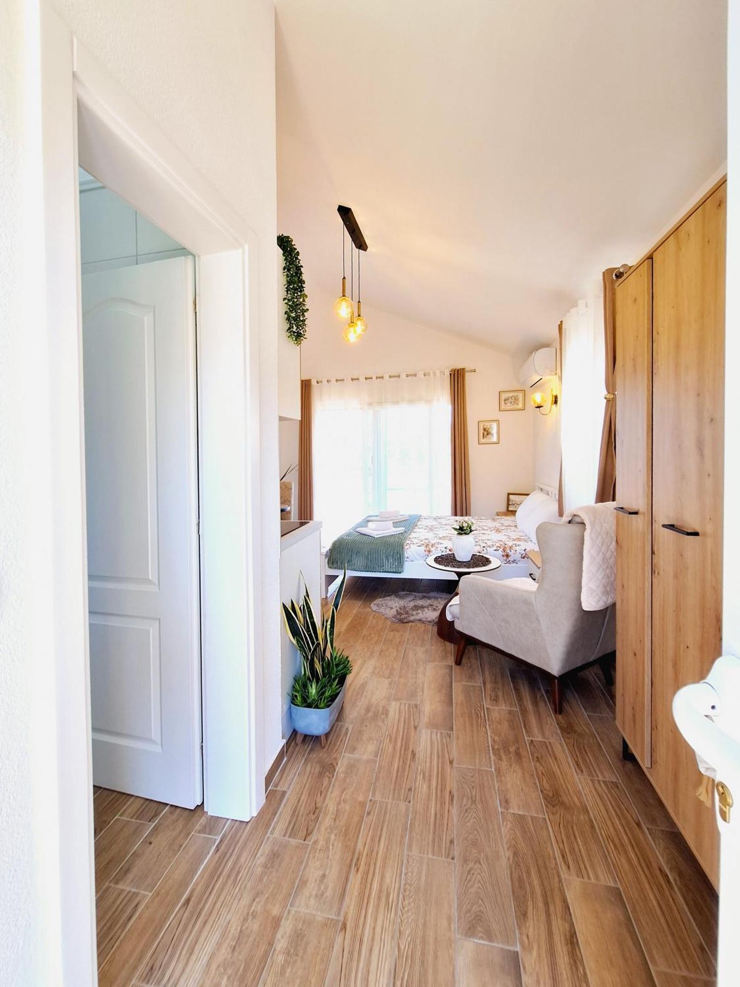 Sunny Side Apartments Rijeka Crnojevica Luaran gambar